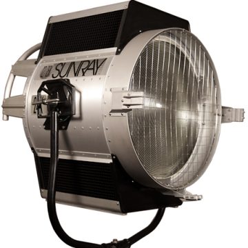18k-hmi-fresnel-w-electronic-ballast-3904